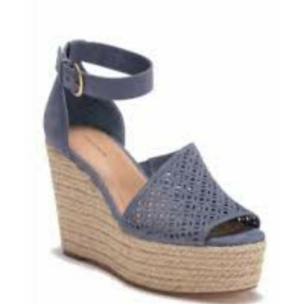 NWOB 14th & Union blue espadrilles sandals